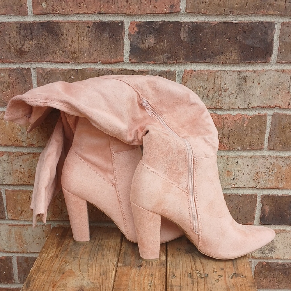 BNWOT Journee Collection Pink Heeled Boots Suede Still In Box